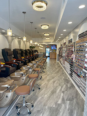 Hollywood Nails & Spa